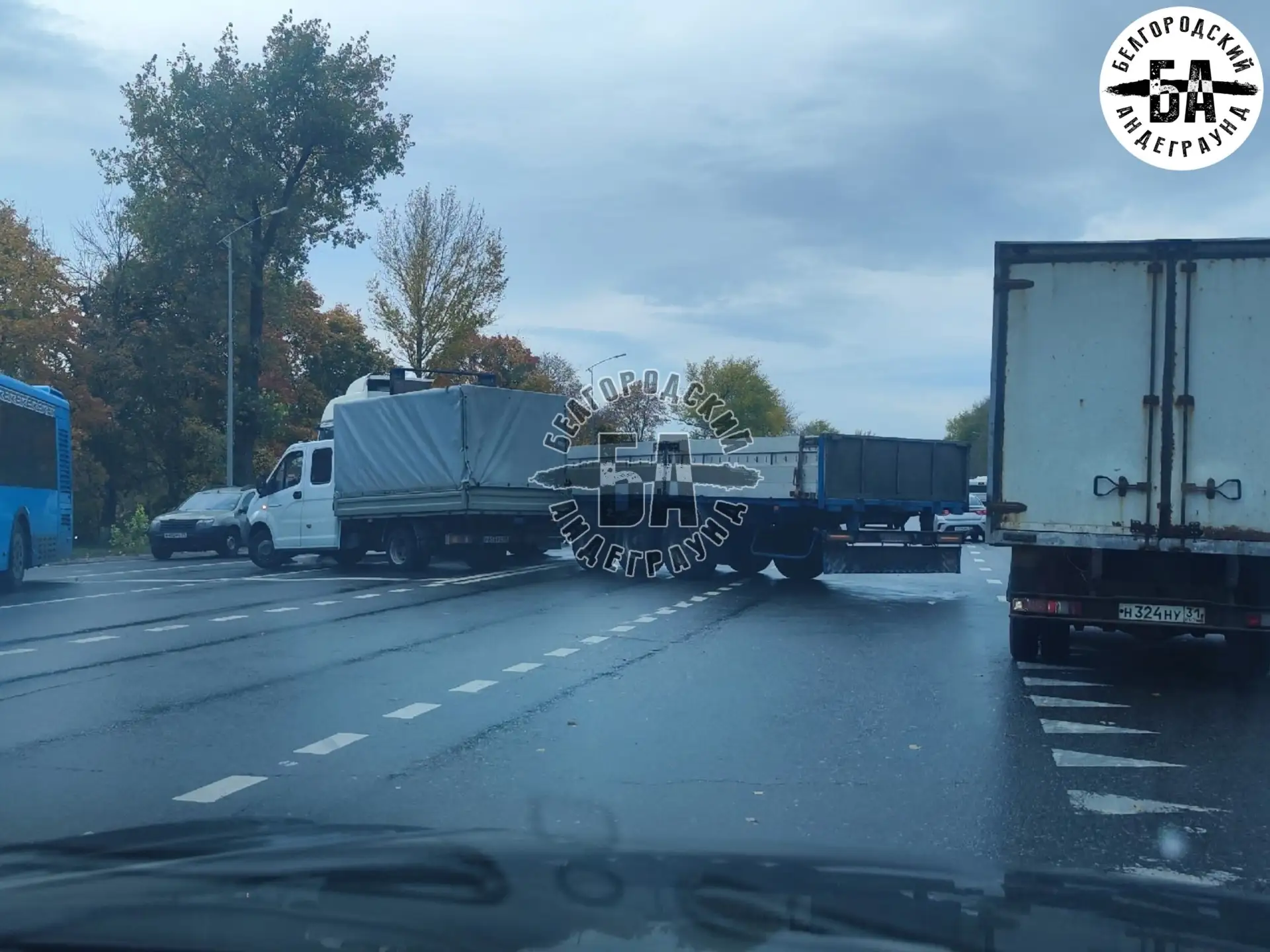 ⚠️На въезде в Северный произошло ДТП.