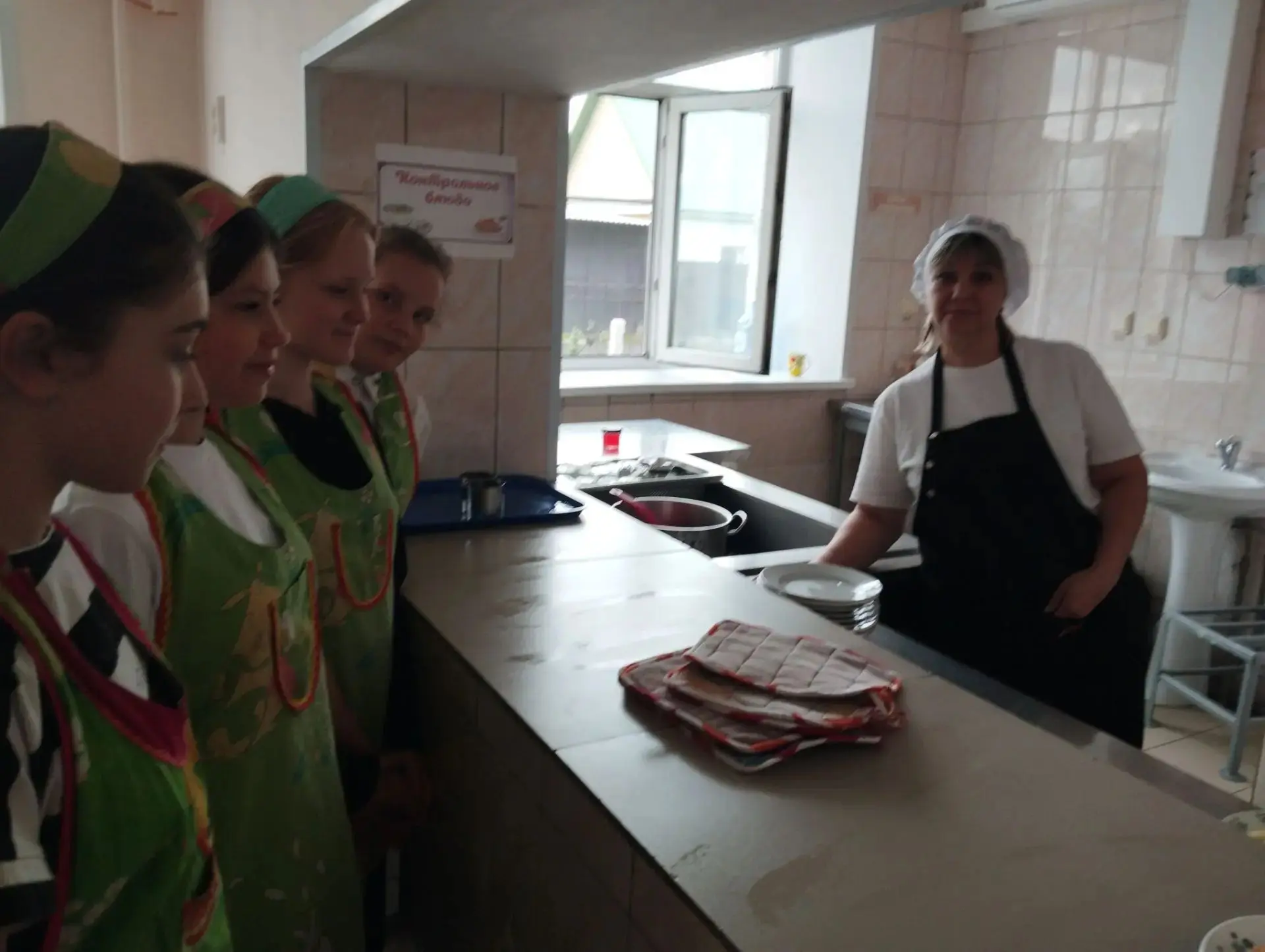 🧵У нас сегодня случилась маленькая, но очень большая школьная радость! Уроки технологи...
