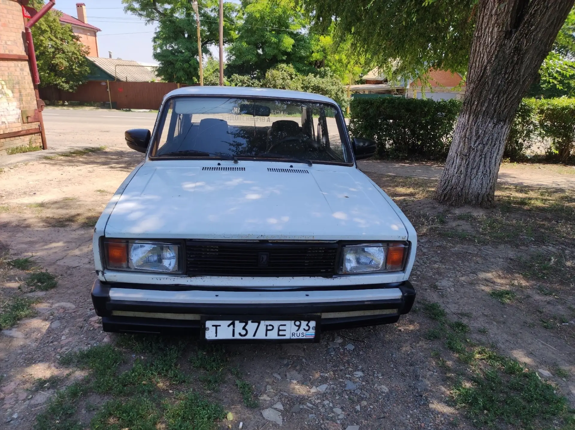 Продаю 2105