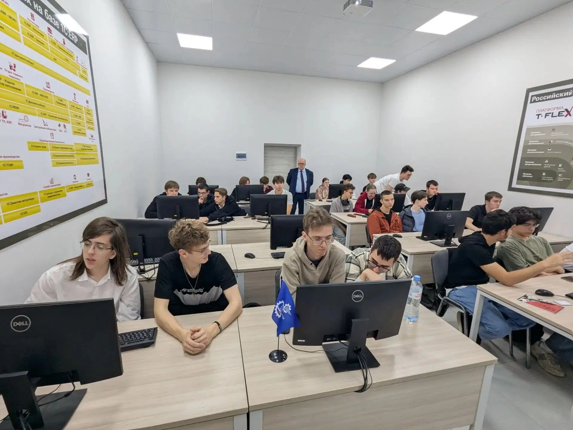 От чертежа к цифровой модели: студенты СКФУ осваивают отечественное программное обеспеч...