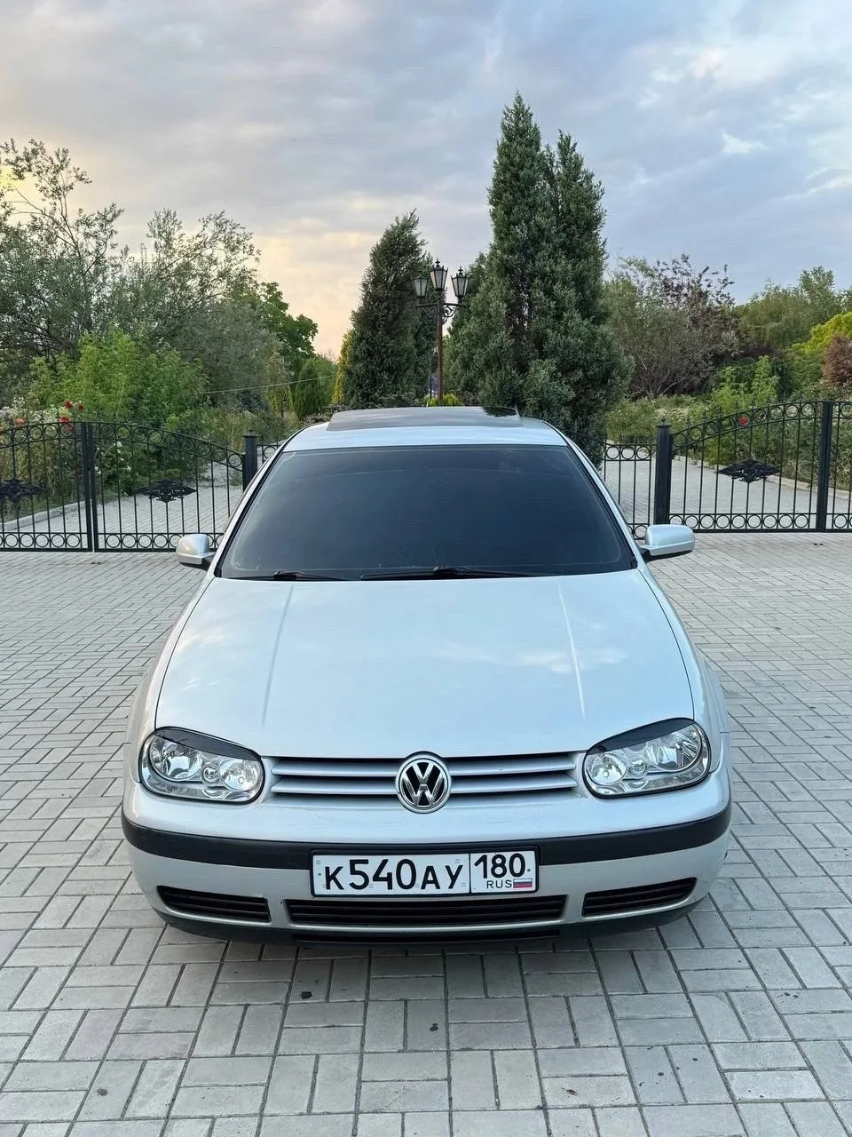 В продаже , Volkswagen Golf , (Фольксваген Гольф ) 1.6 на чистом автомате , технически ...