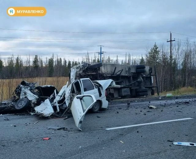 Водитель "Лады" погиб в жуткой аварии на севере Тюменской области