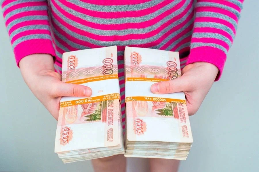 🇷🇺 Новая инициатива: пособия для одиноких родителей
