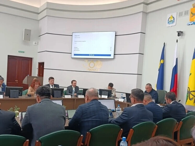 В Улан-Удэ изменили правила парковки у новостроек и утвердили наказы на 2026 год