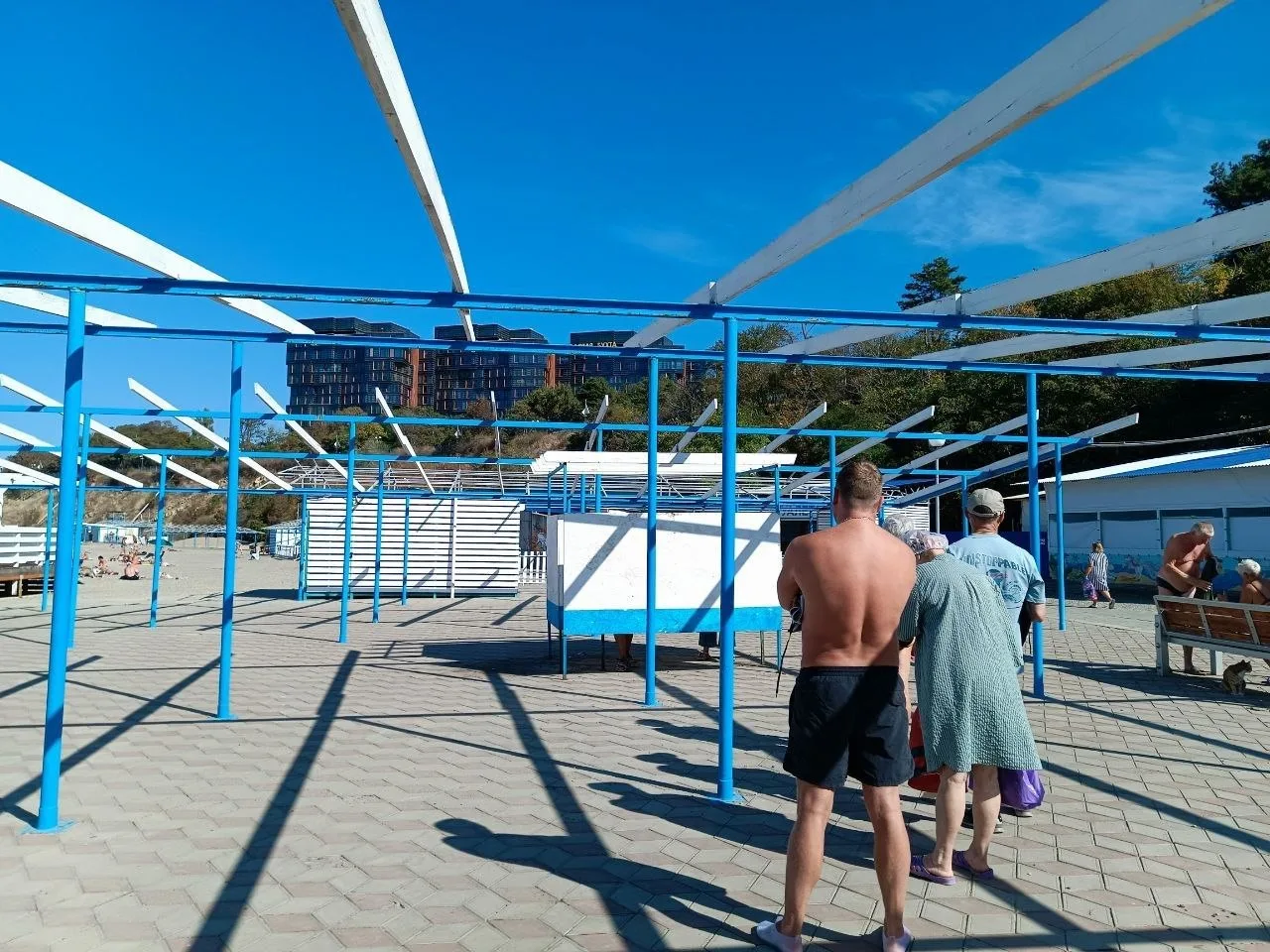 Геленджик тоже на пляжном вайбе сегодня 🌊