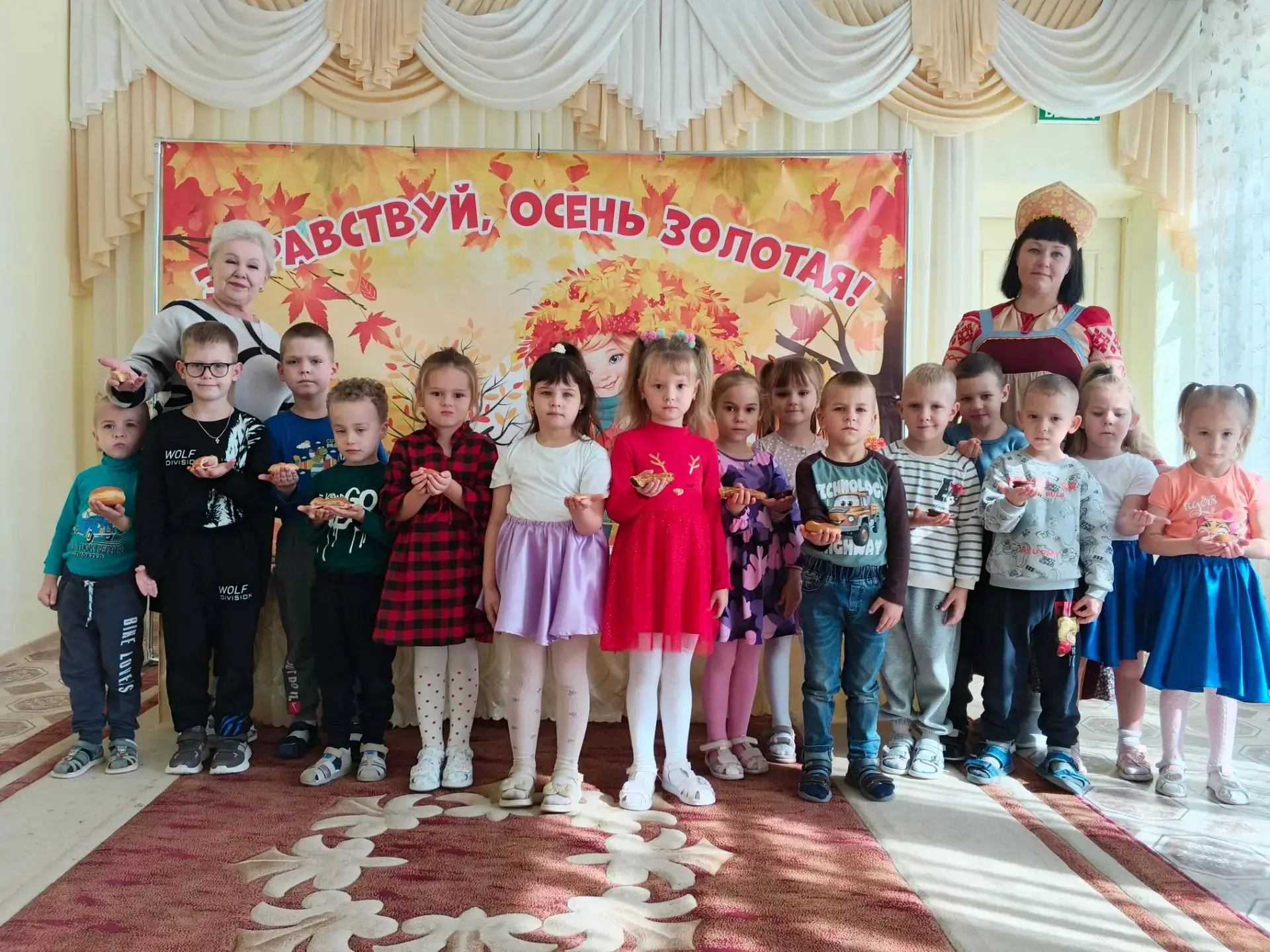 С пылу с жару: в Центре «Притяжение» отметили День Хлеба! 🍞