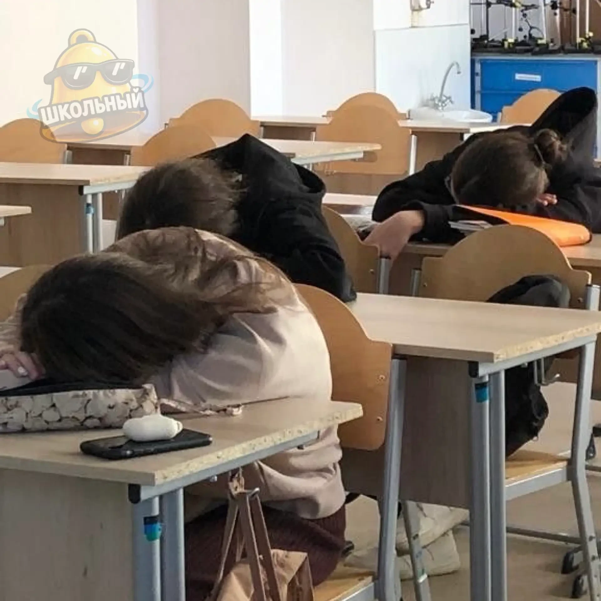 🥳 В ШКОЛАХ ХОТЯТ ОГРАНИЧИТЬ КОЛИЧЕСТВО УРОКОВ