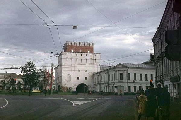 В объективе 1985-й.