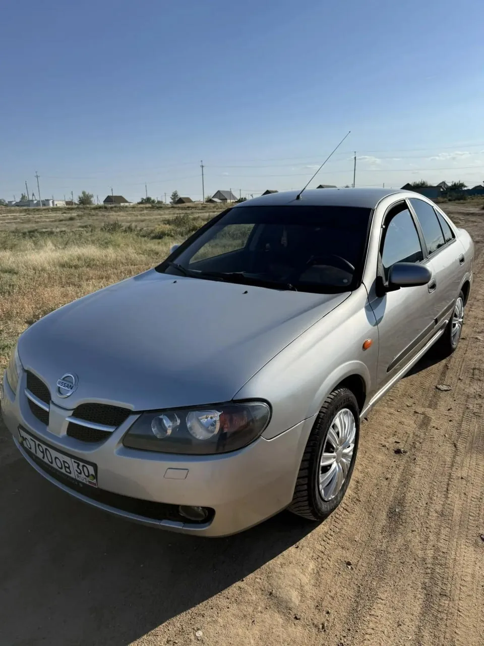 Nissan Almera
