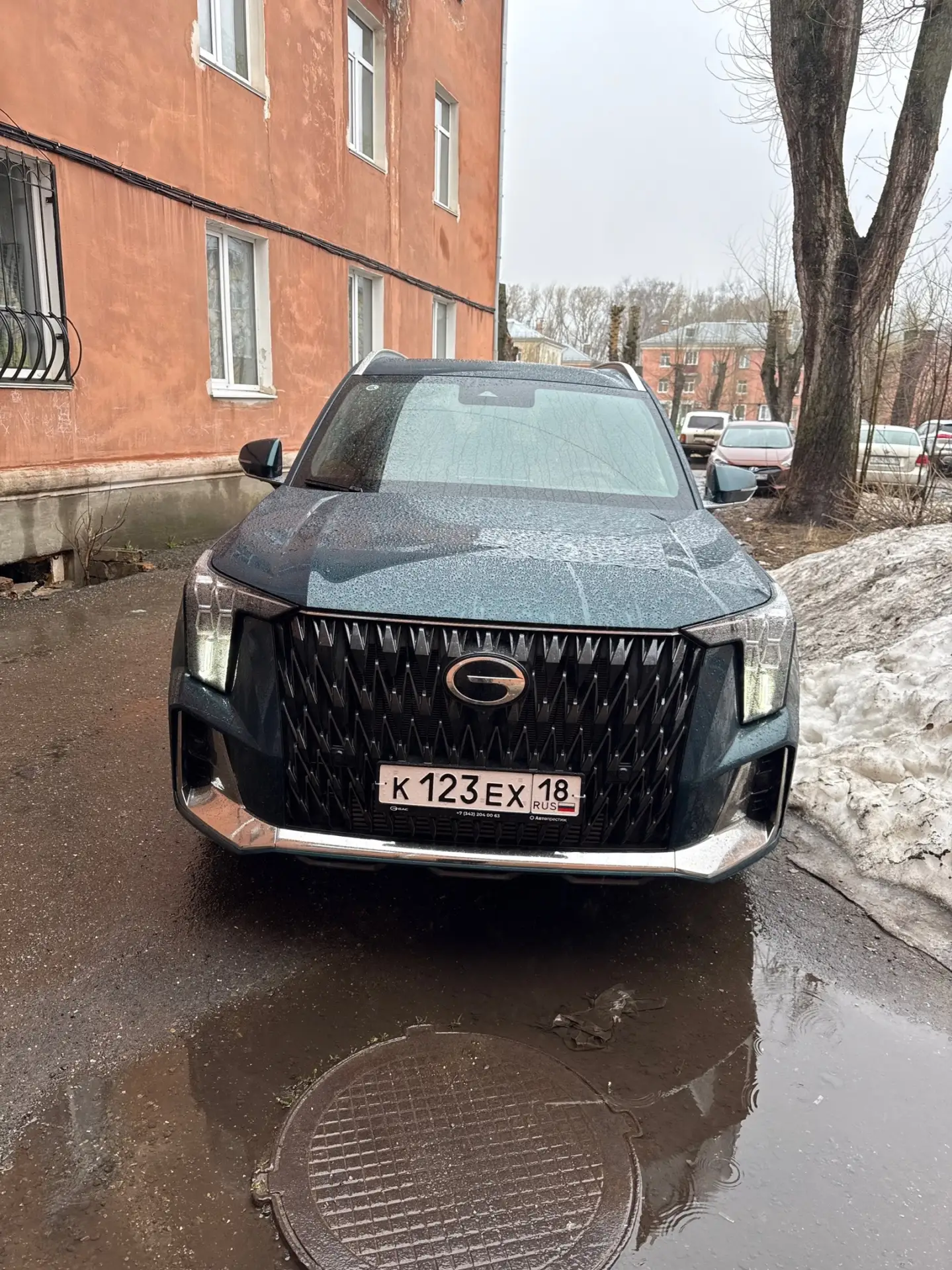 Всем доброго дня . Появился стук именно при маленькой скорости при раскачке автомобиля ...