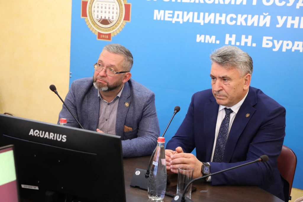Иван Петрович Мошуров оценил разработки ученых ВГМУ