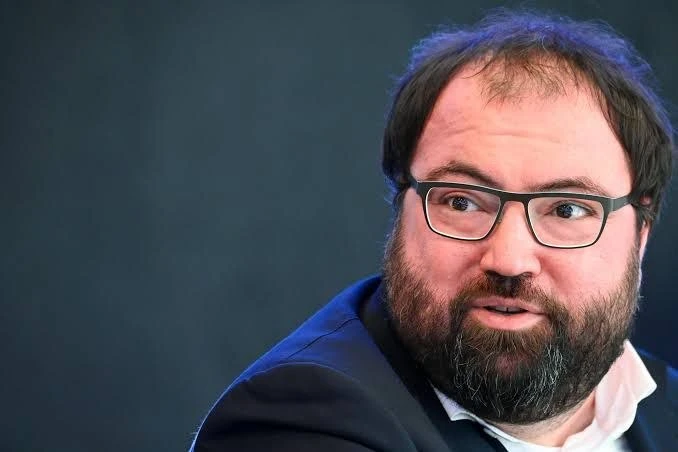 📱 Мобильная связь в России может подорожать на фоне роста тарифов ЖКХ
