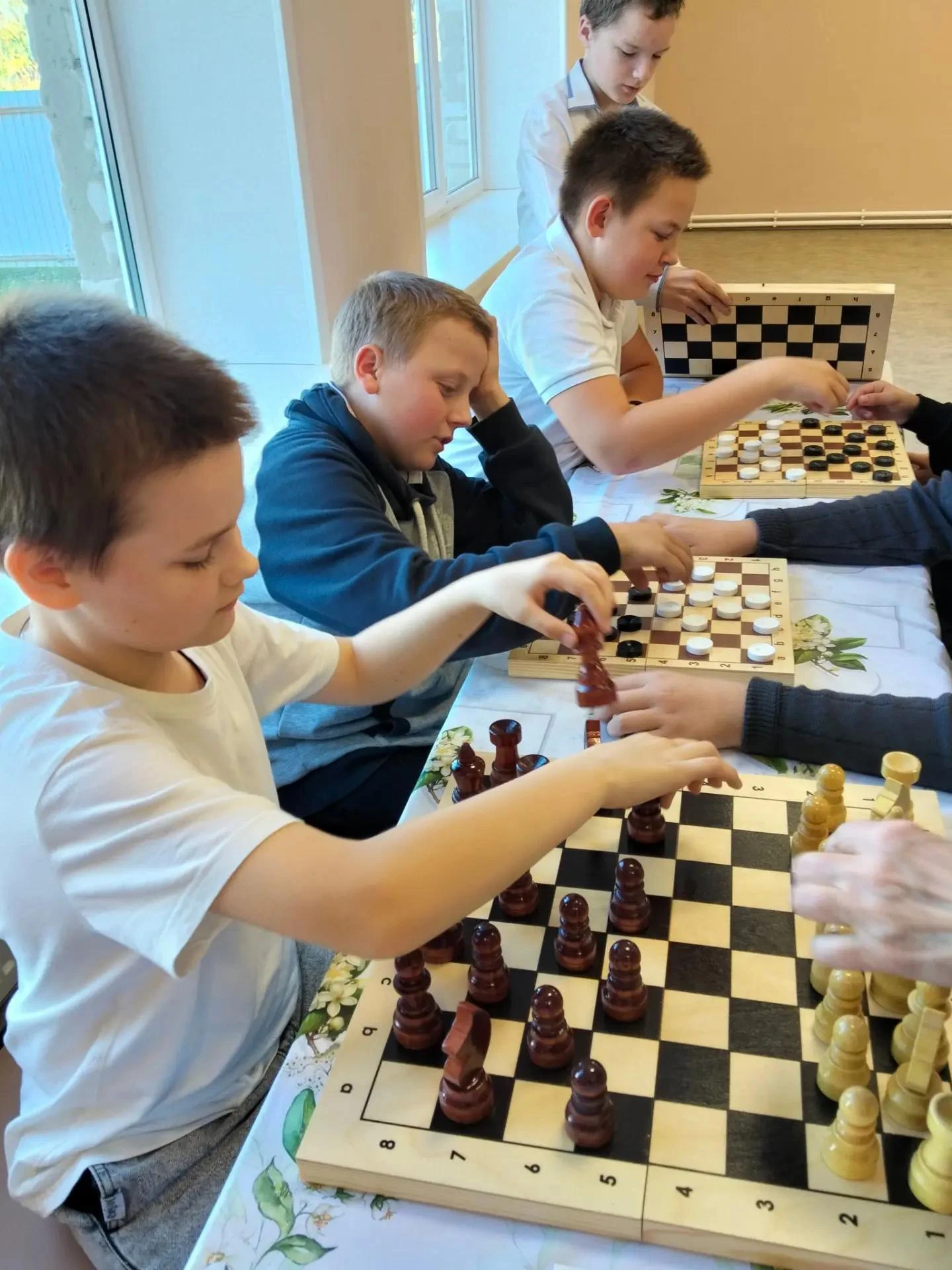 В рамках клуба.. Умники и умницы., Были проведены. Соревнования.знаний игр 💪 в шахматы...
