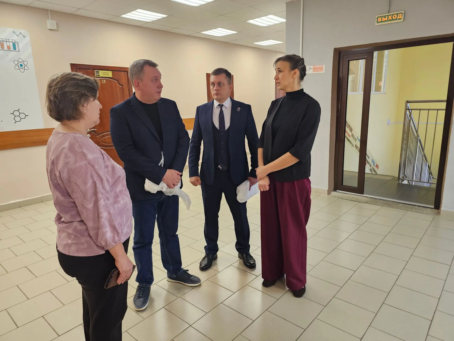 Сегодня с рабочим визитом округ посетил министр внутренней политики Вологодской области...