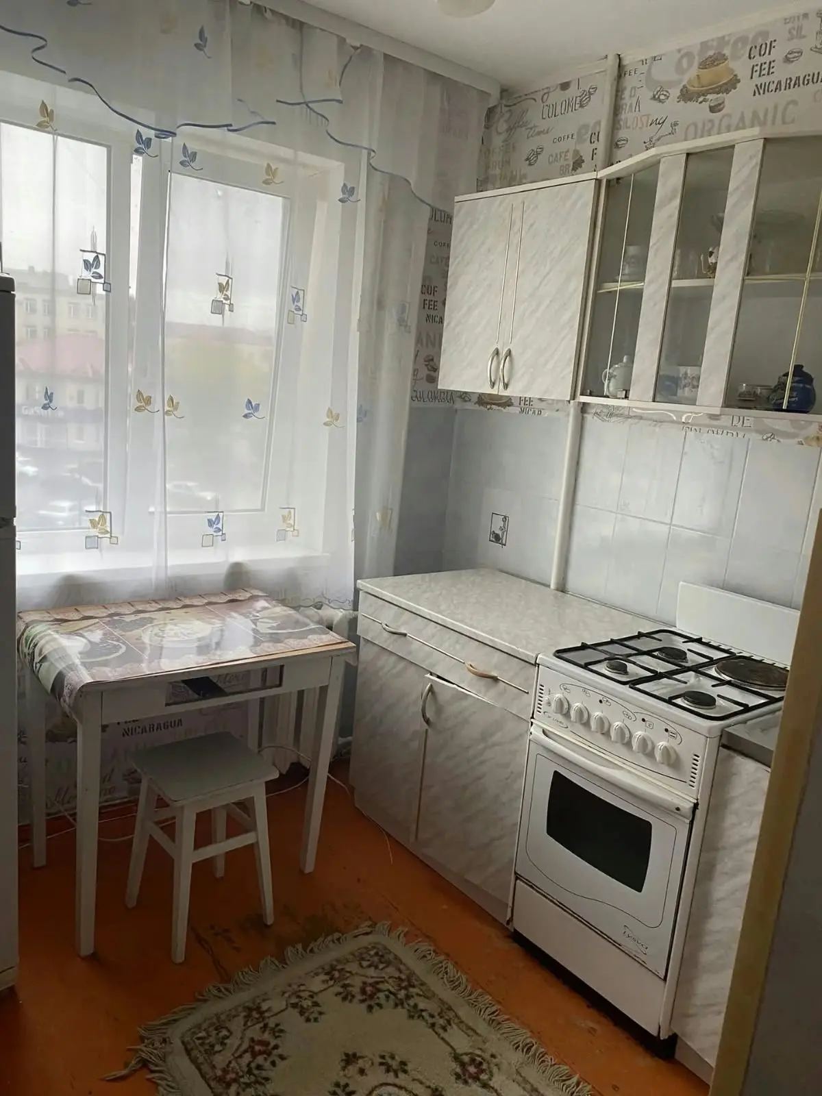 Сдаю 1 квартиру Пролетарская 44, 4/5  этаж. Мебель, техника. Без животных! 17000 + квит...