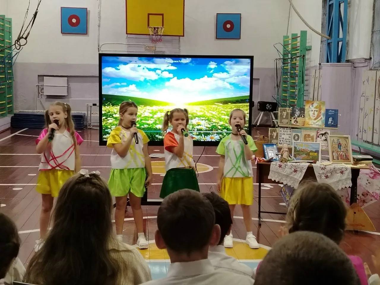 🪶"Задремали звезды золотые..."