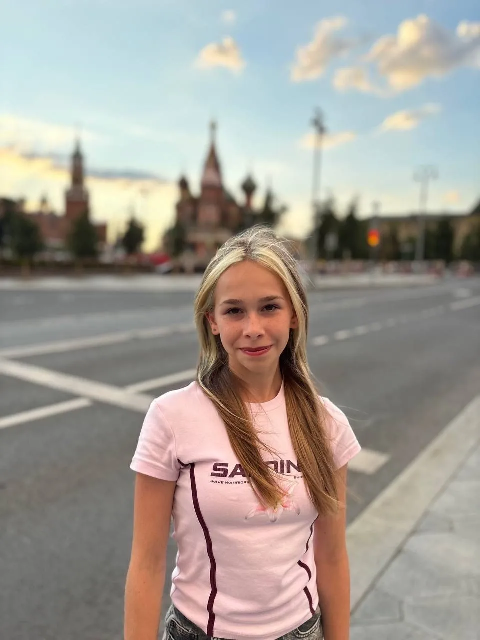 В последнем выпуске «Хочу на ТНТ» приняла участие 14-летняя пермячка Полина Плотникова....