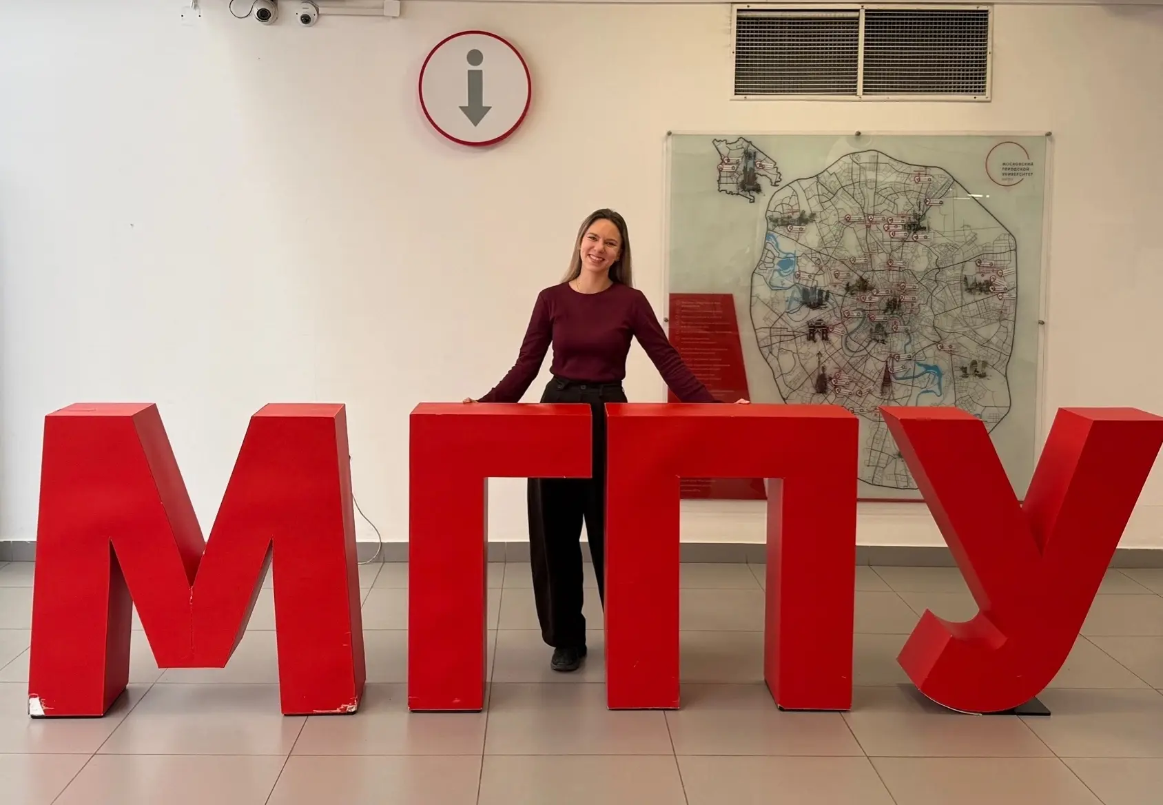 ✨Студентка физико-математического факультета ОГПУ стала призером хакатона «Лучший ИИ-ас...