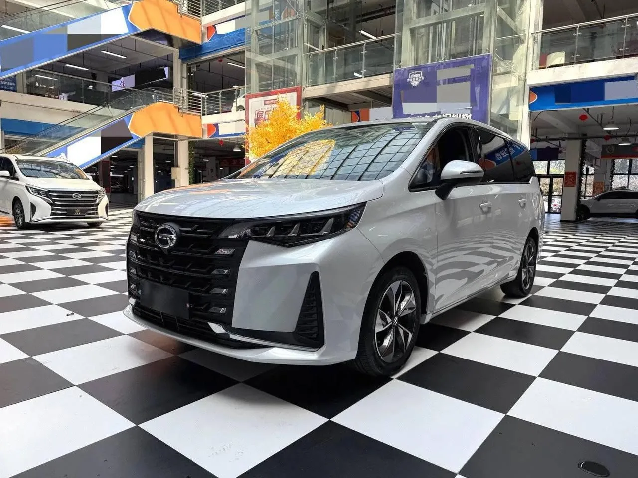 Доступен к покупке GAC Trumpchi M6 🇨🇳