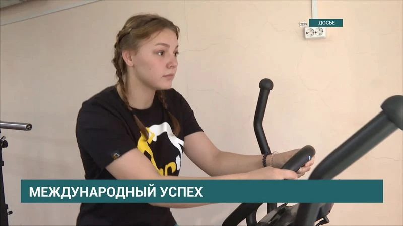 Золото на первенстве мира по самбо завоевала спортсменка из Усолья - Сибирского Валерия...