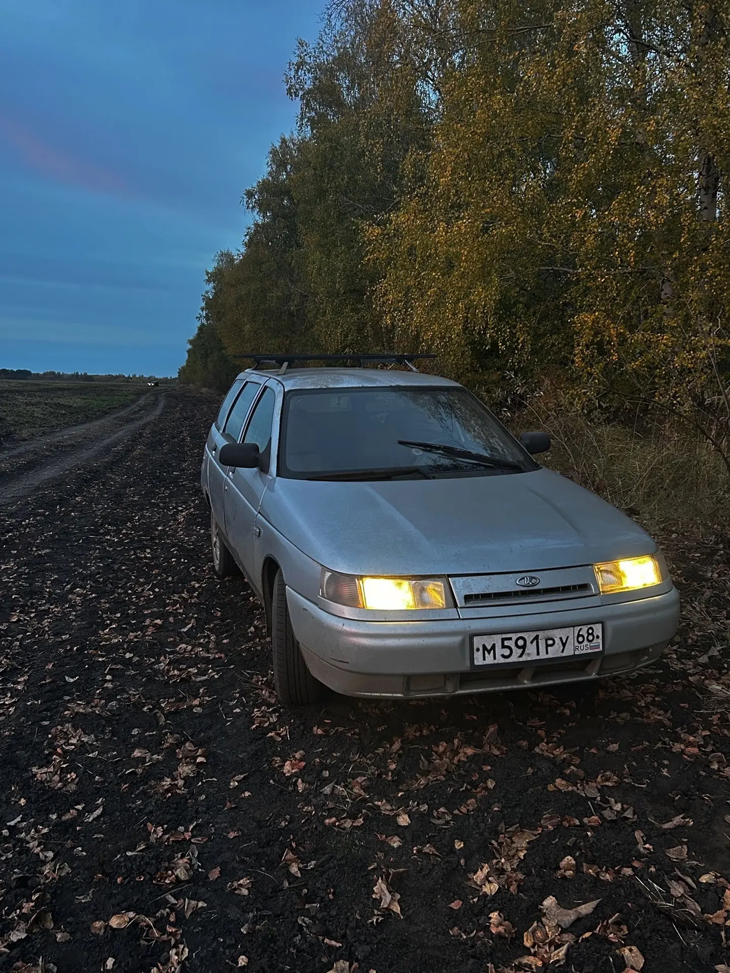 продам ваз 2111 2003 год,авто на полном ходу,есть моменты по кузову особенно багажник п...