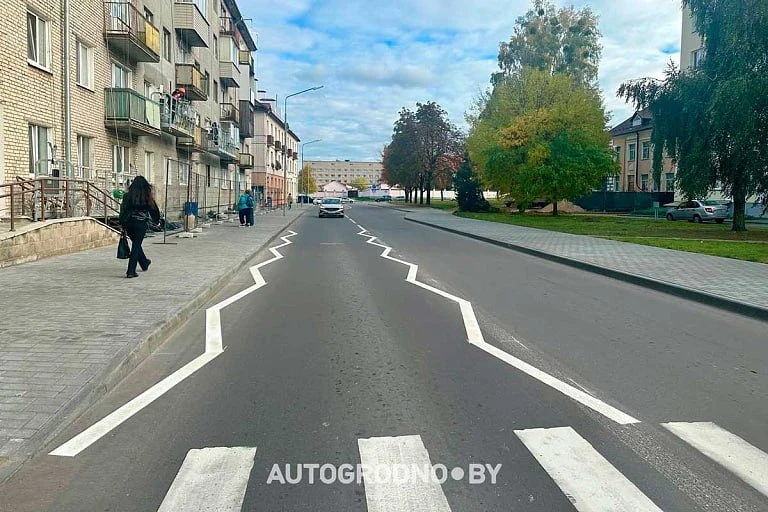 В Гродно тестируют необычную зигзагообразную разметку перед переходом