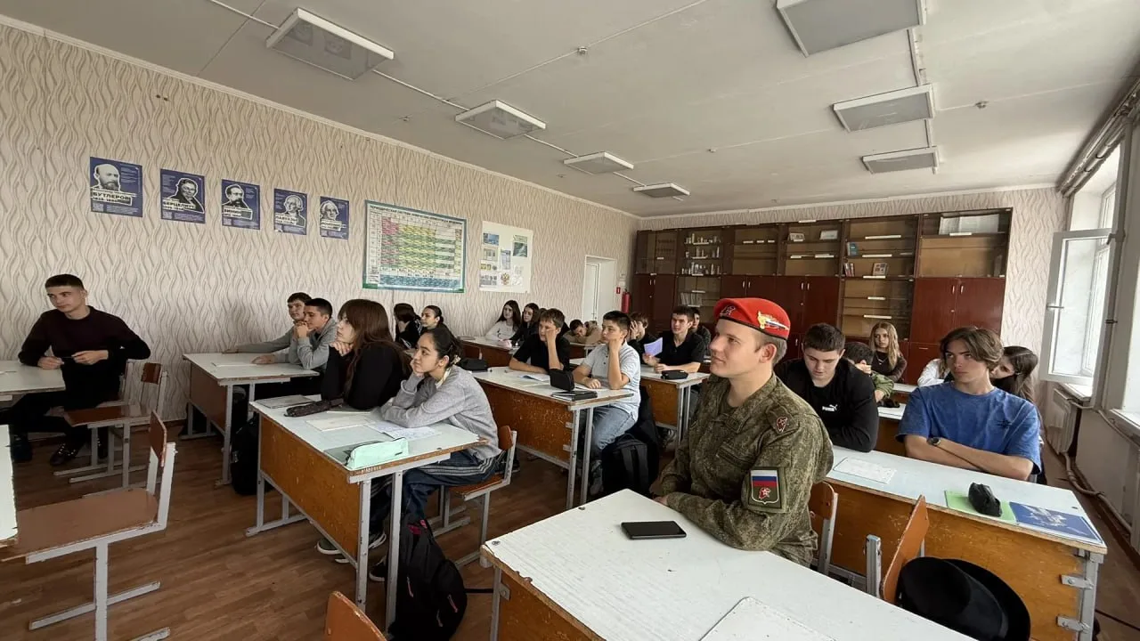 В Новоалексеевской школе провели занятия по огневой подготовке