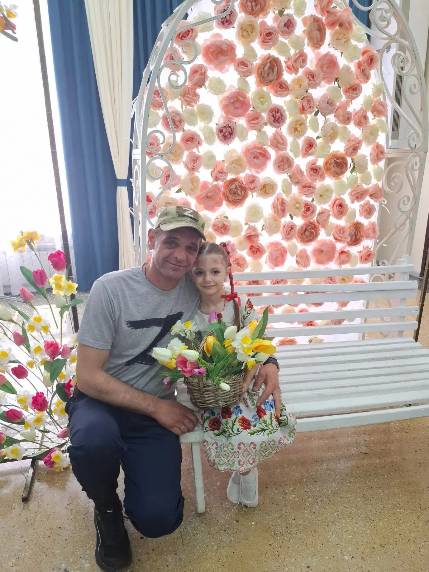 🎉 С наступающим Днём отца, папа! 🎉Я — Ника, учусь в 1 «А» классе, и сегодня хочу всем...