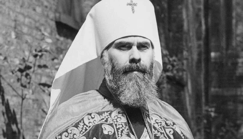 Господи, возьми мою жизнь в свою руку, и сделай с ней то, что я хочу сделать, но не могу.
