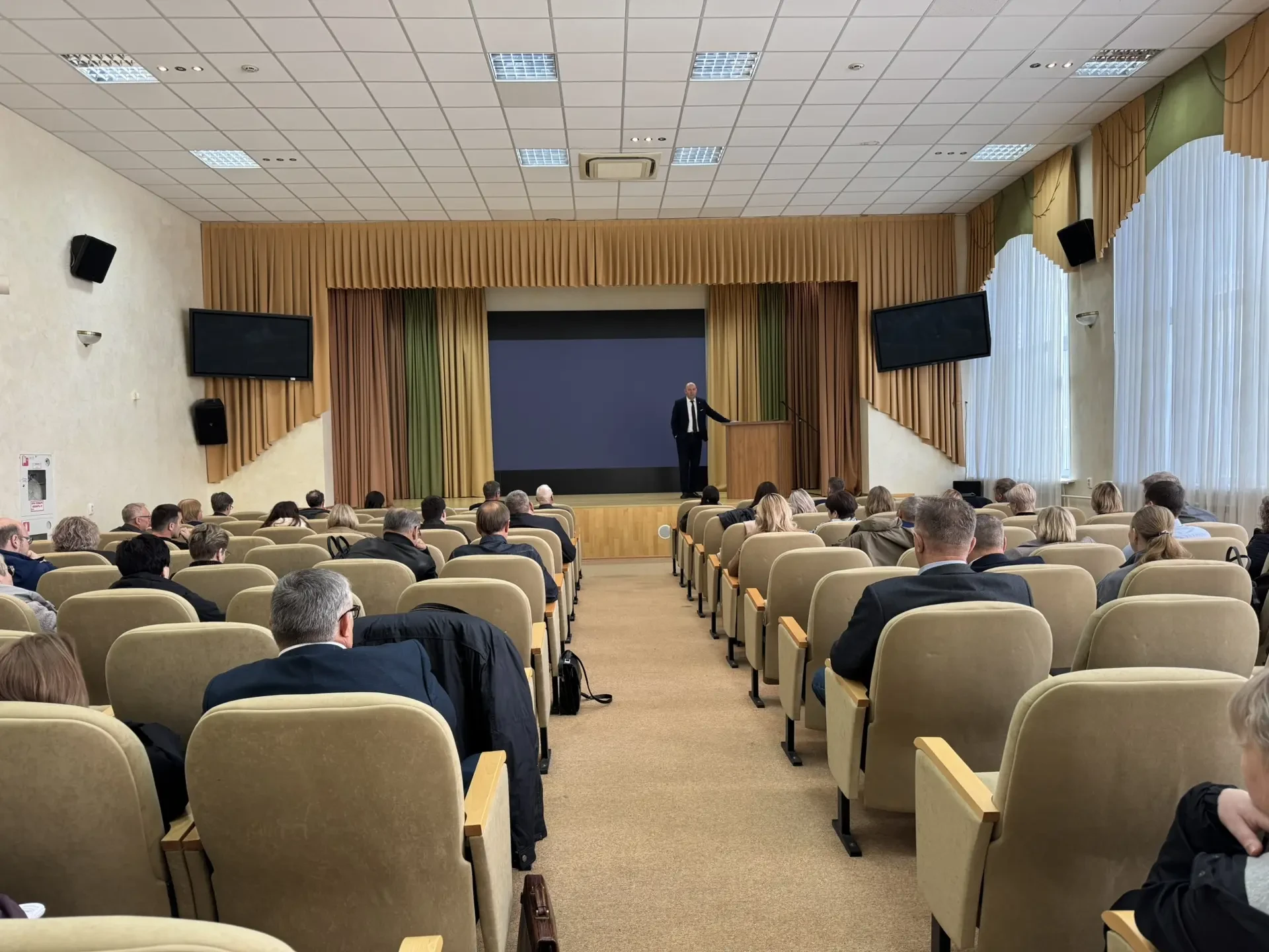 Не на показ, а для безопасности: сотрудники муниципальных антитеррористических комиссий...