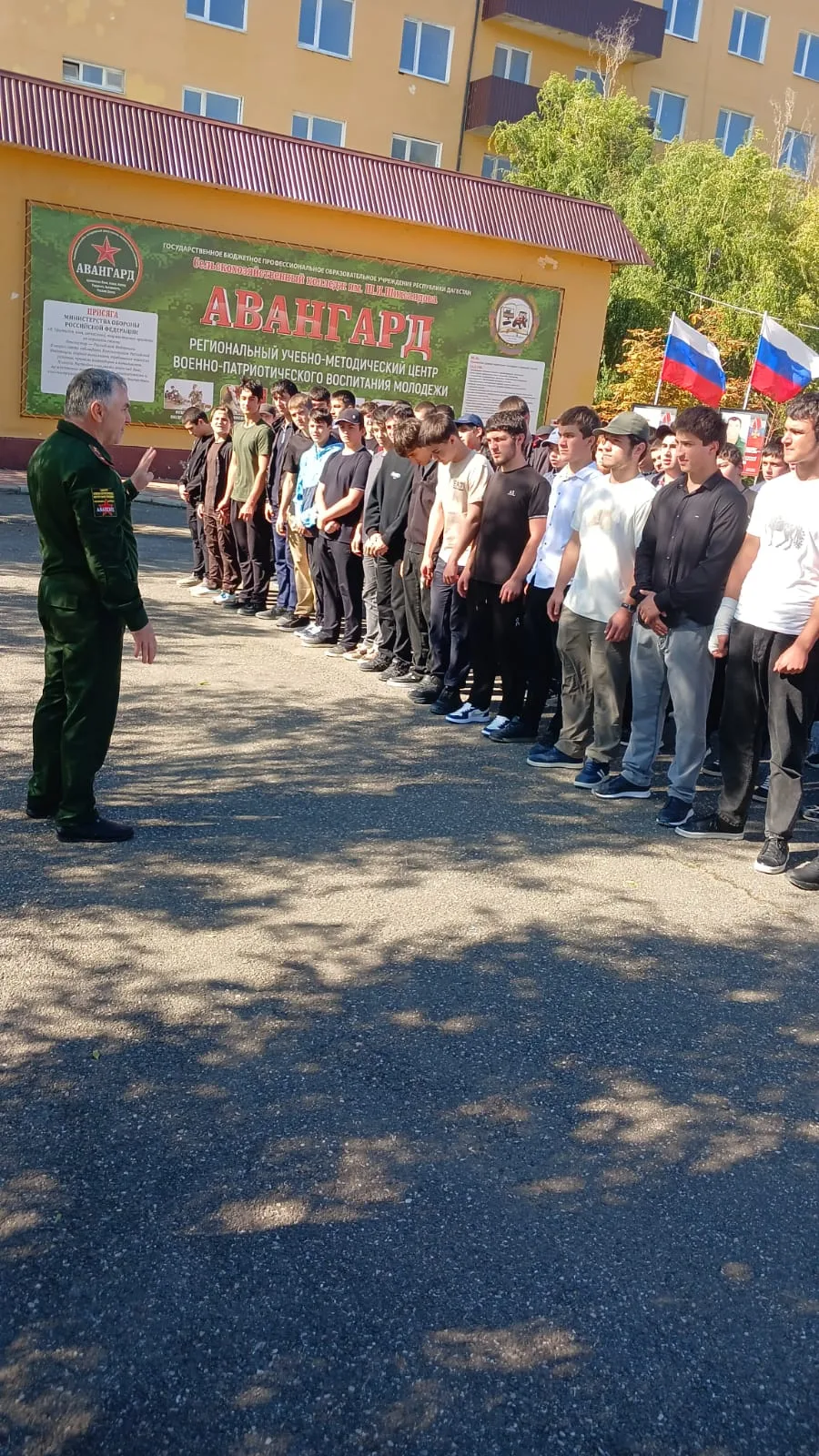 Учащиеся Левашинского района прибыли на учебные сборы