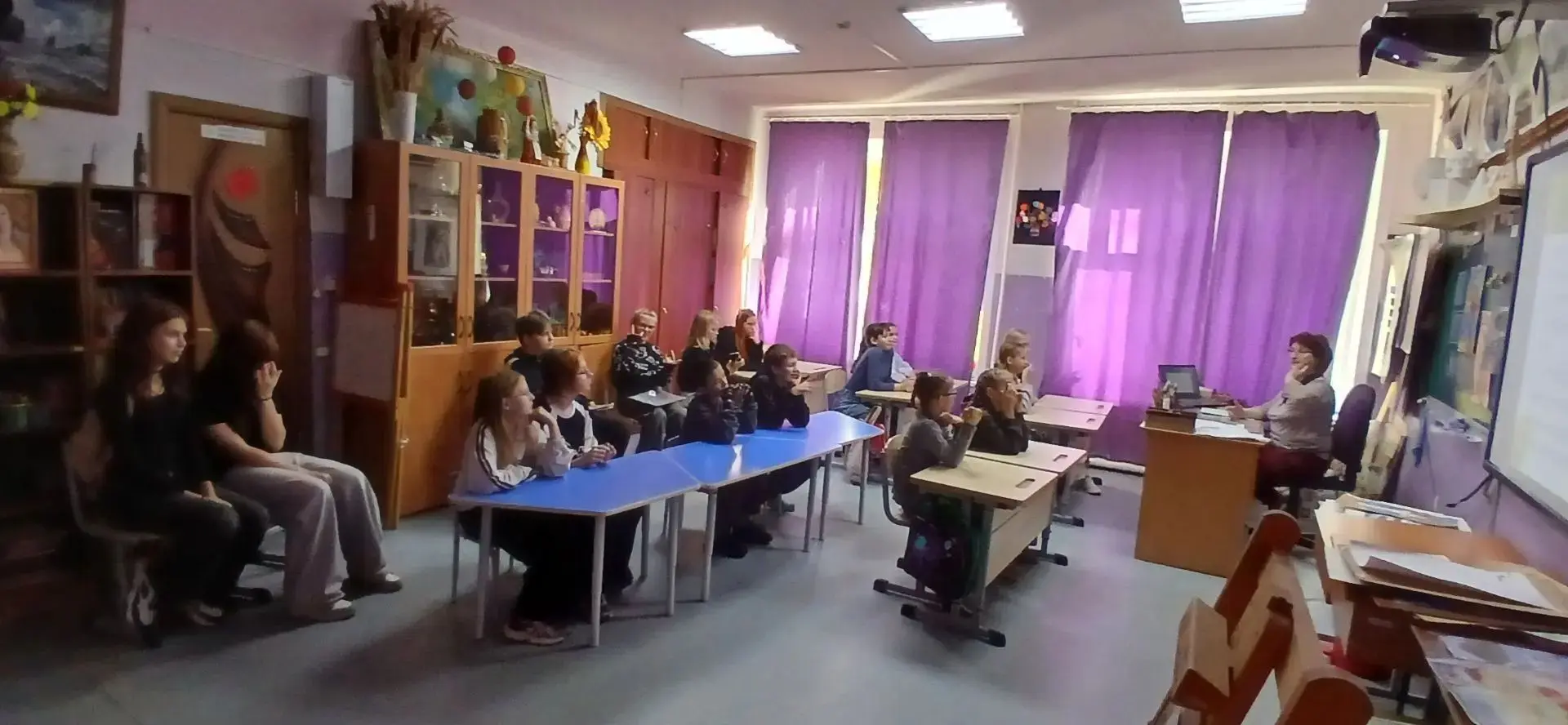 В филиале МБОУ ДО ДШИ г.Поронайска  с. Восток был проведен классный час "Мы выбираем ЗОЖ".