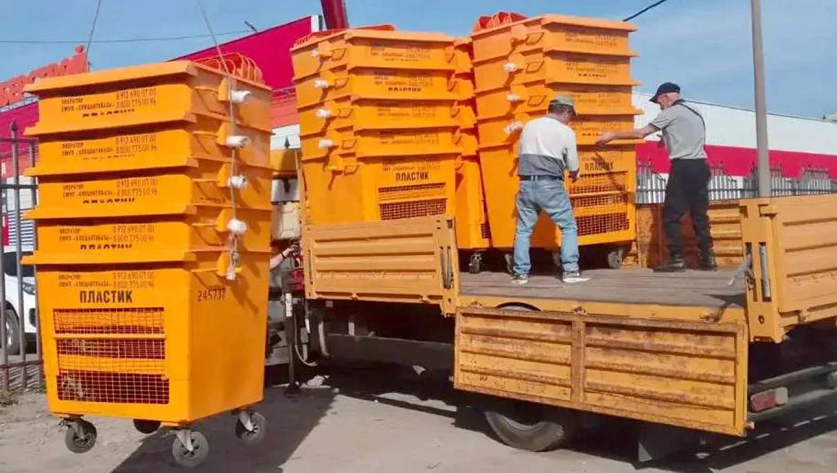 В Каменске-Уральском установят 140 новых мусорных контейнеров взамен сгоревших и повреж...