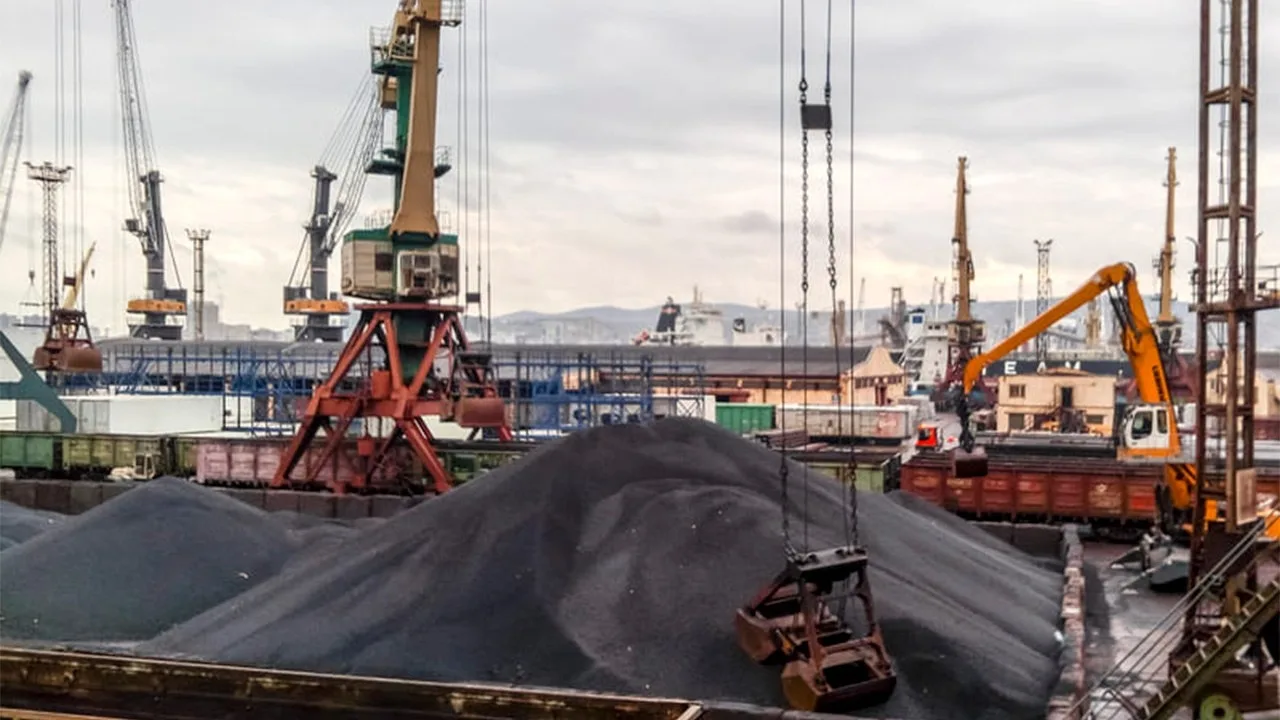В начале осени морской экспорт угля из РФ снизился до 13,8 млн т 📉