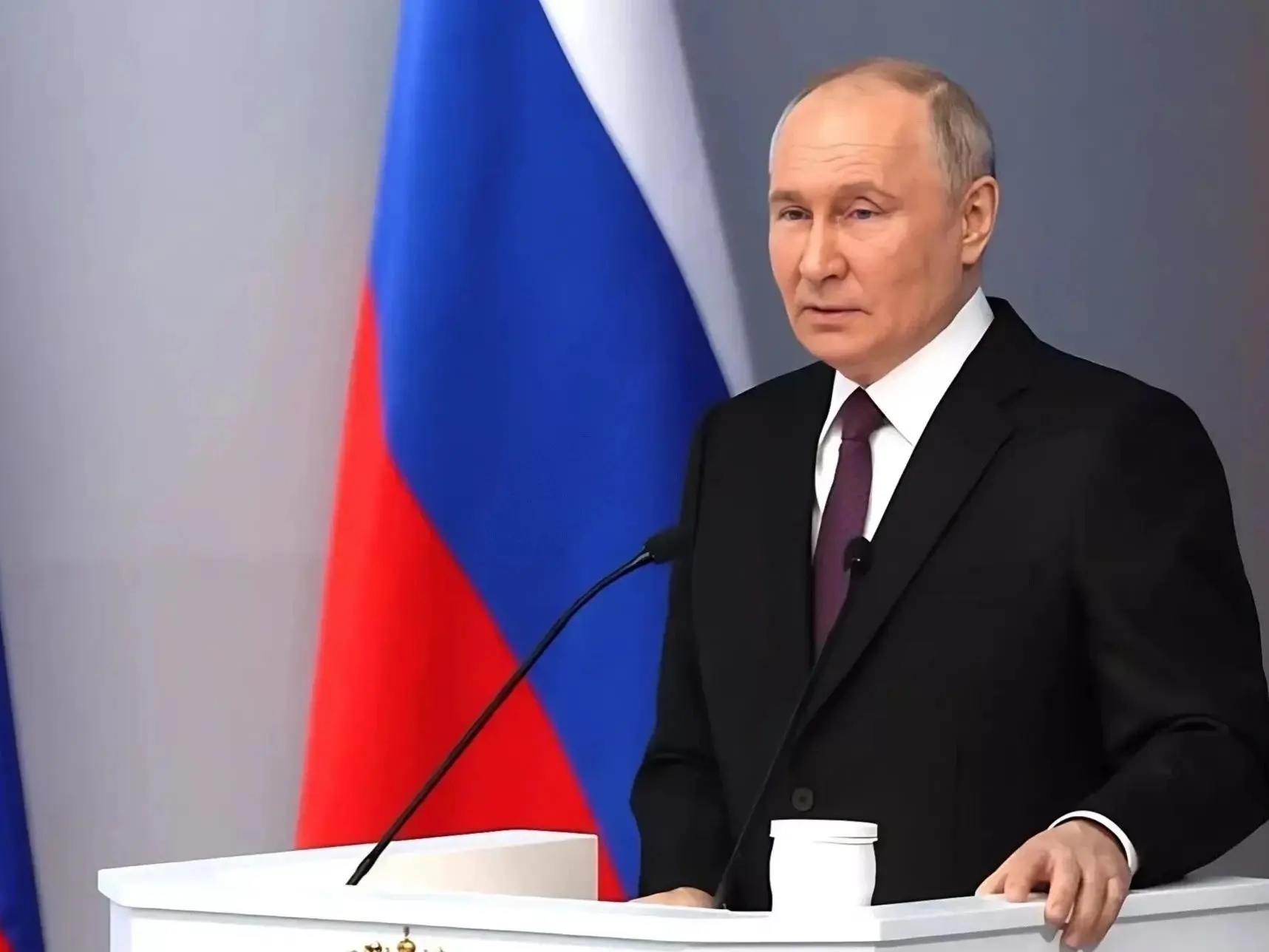 Сегодня, 7 октября, свой день рождения отмечает Президент России Владимир Владимирович ...