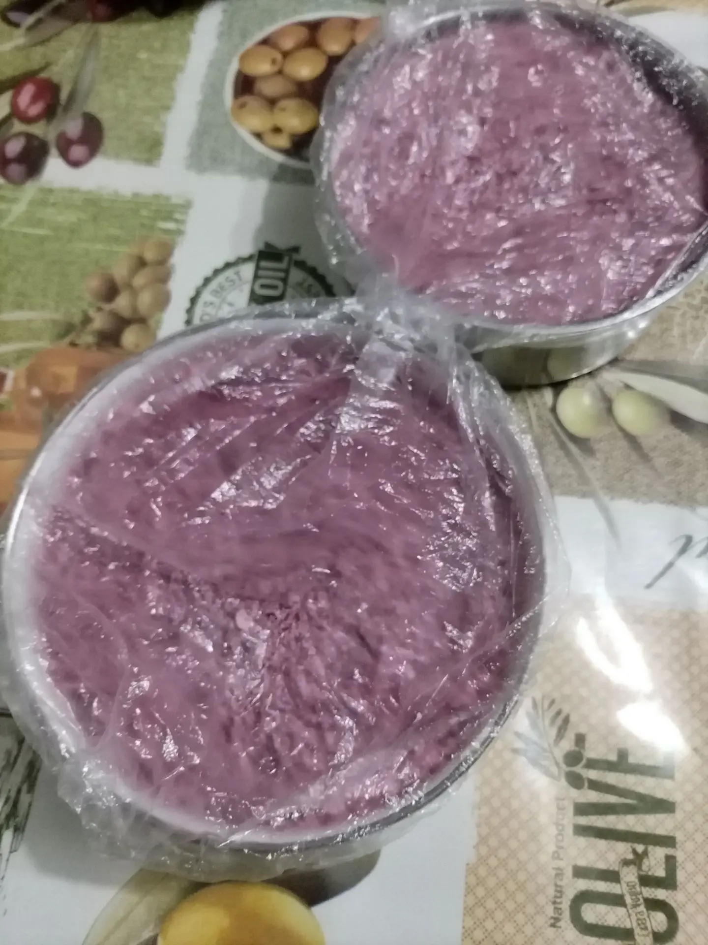 Практичные пакеты с резинкой идеально подходят для хранения продуктов в холодильнике, к...