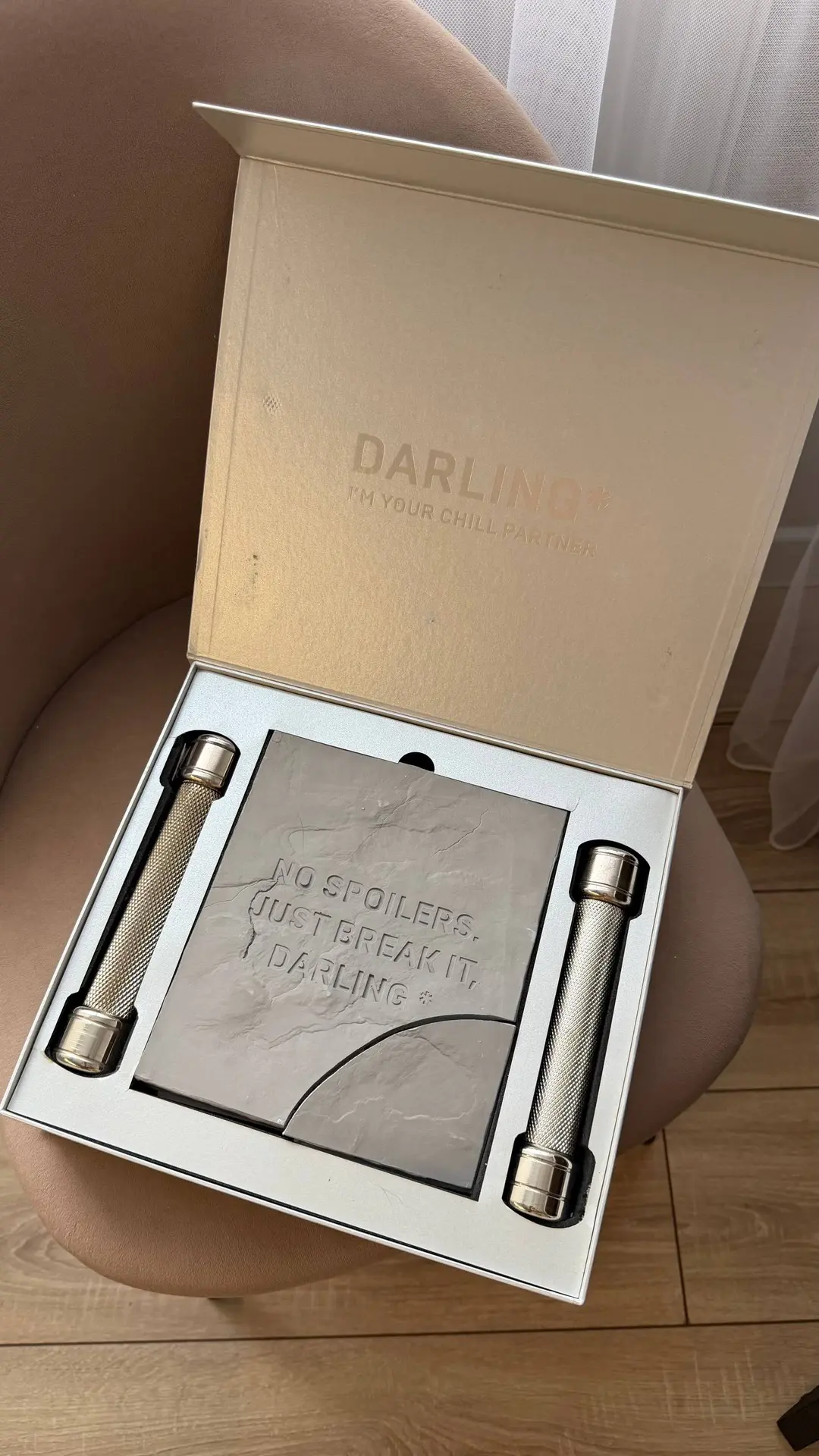 Darling дропнули новые гидрогелевые маски в коллабе с Настей Мироновой🤩🖇️
