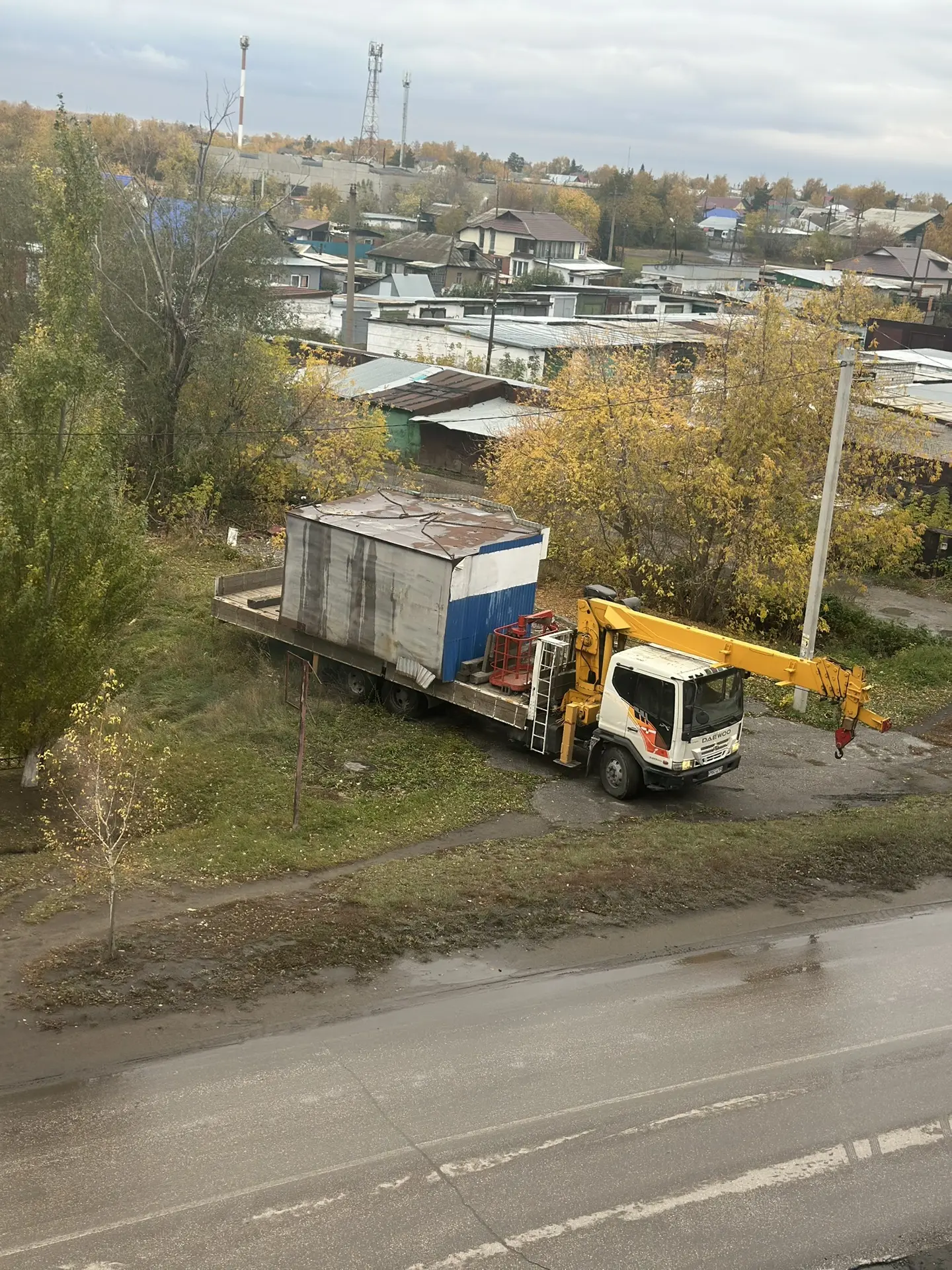 📍 На Тургенева, 86 демонтировали ларёк у санатория (напротив «Магнита», угол у гаражей)