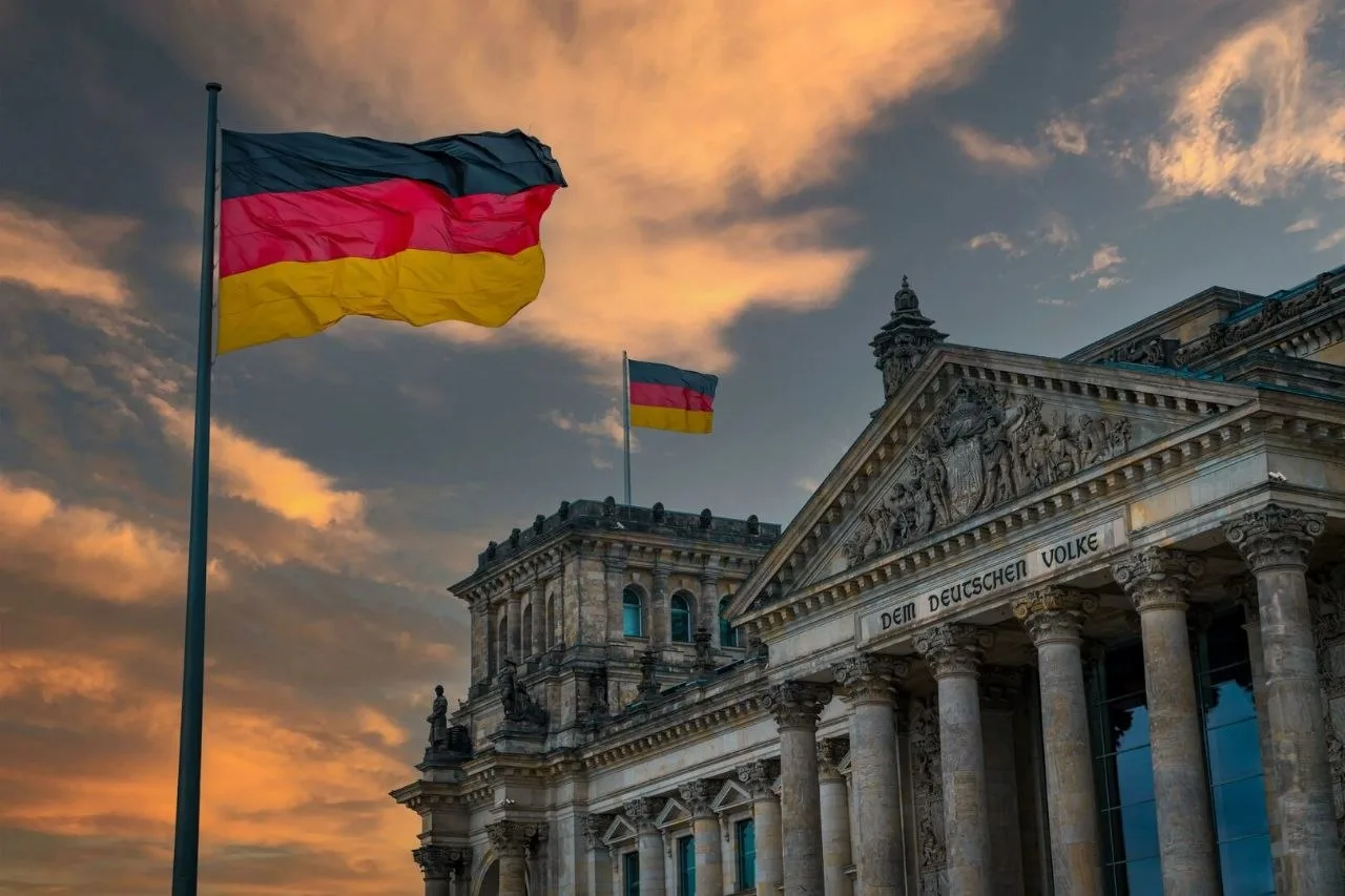 🇩🇪АдГ представит план радикального реформирования Евросоюза, пишет Politico.