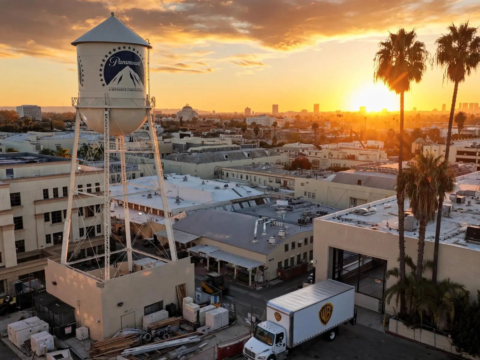 Paramount и Warner Bros объединились в мегакорпорацию Skydance стоимостью 110 миллиардо...