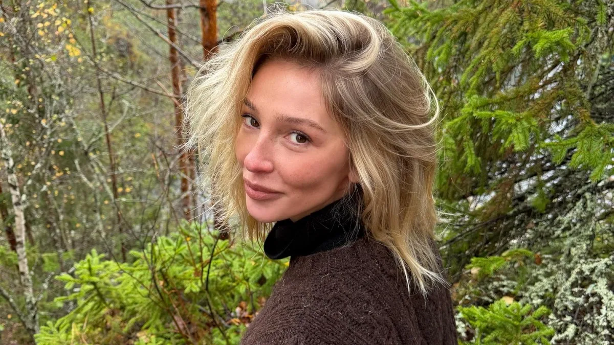 Настя Ивлеева показала тёплые кадры из путешествия по Карелии с мужем😍
