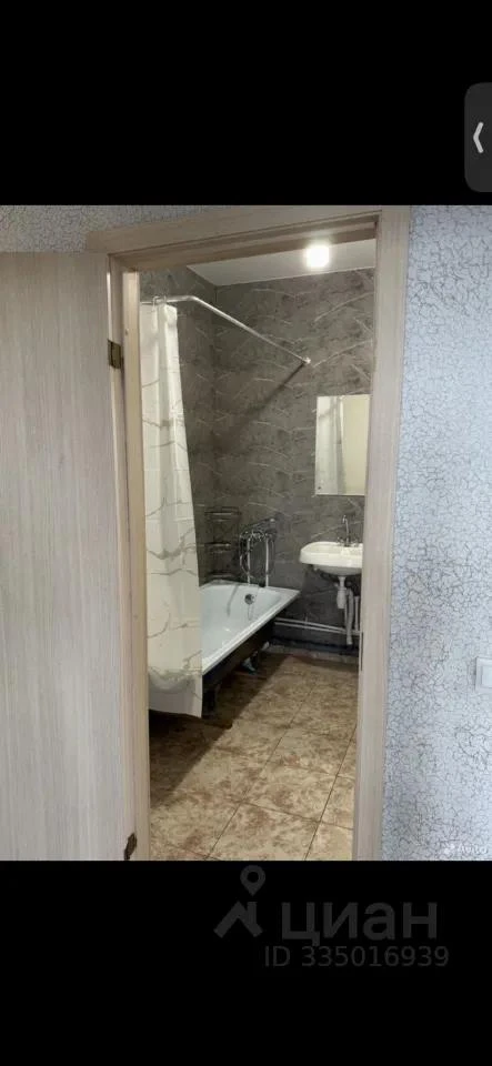 Сдам без посредников: 1-комнатная квартира, 56м²