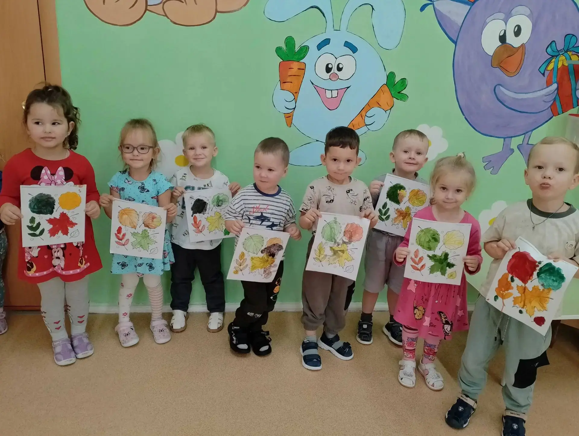 Сегодня в младшей группе "Колобок" состоялся разговор про осень. Мы вместе с ребятами о...