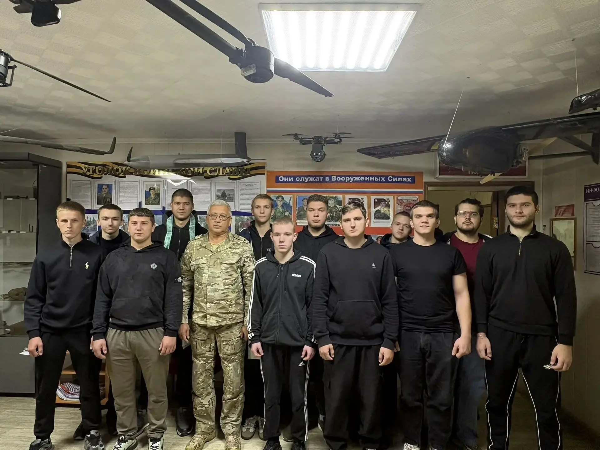 В военном комиссариате Медвенского района прошло мероприятие, посвященное проводам ново...