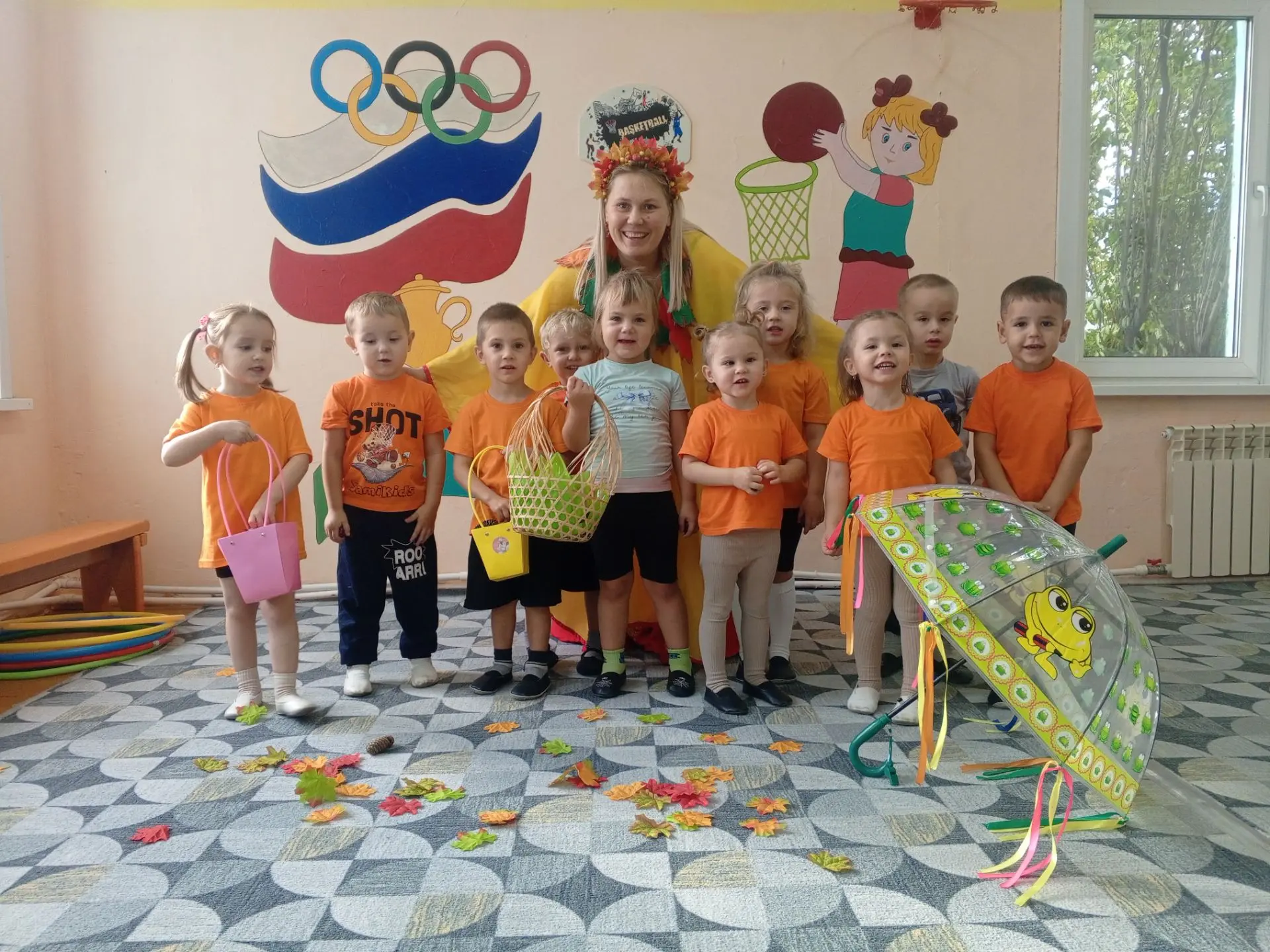 – Почему к зиме деревья