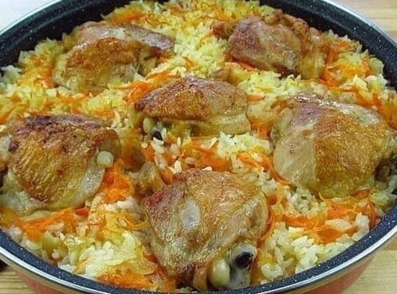 Puc с кypuцeй в дyховке