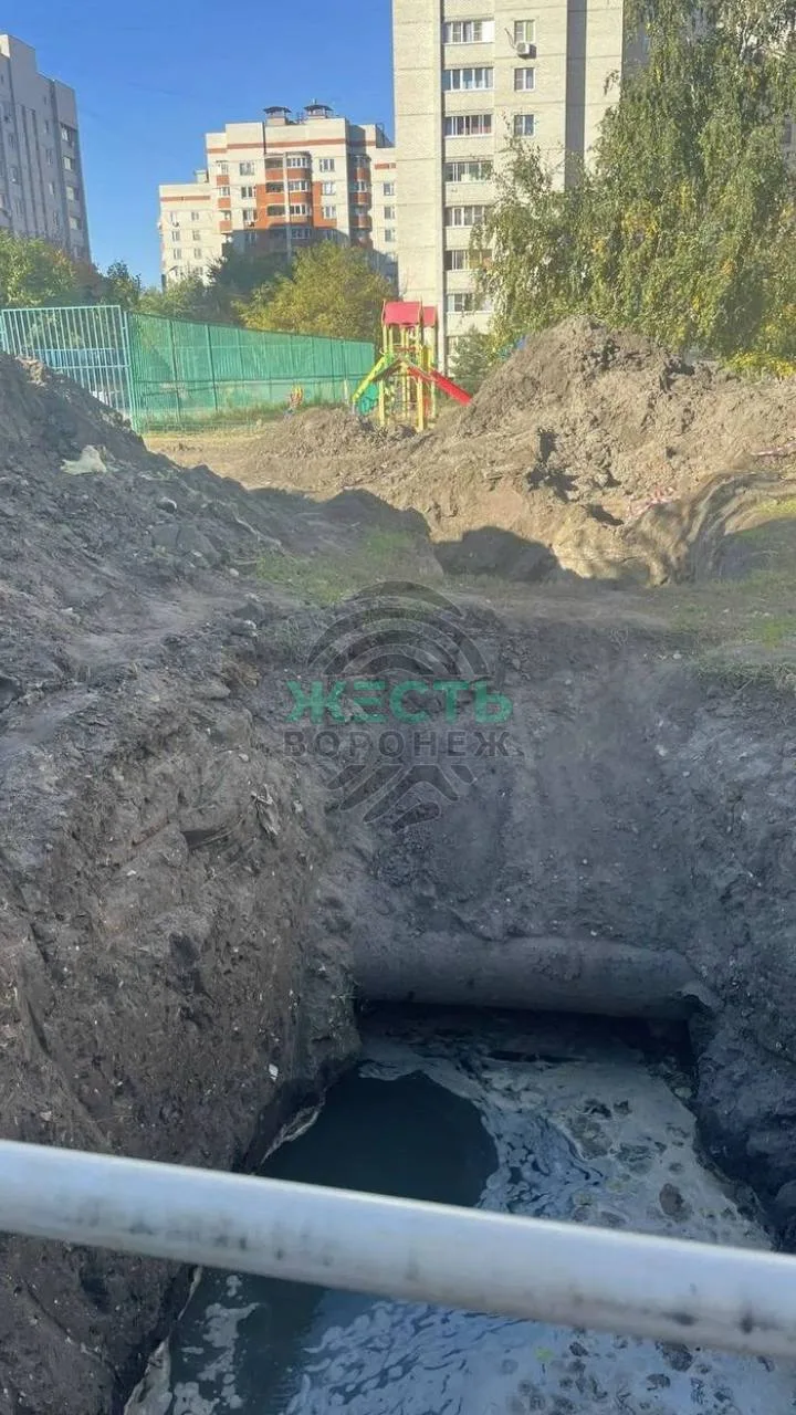 ⚡️ На улице Урывского в Воронеже затянулись работы: жители жалуются на проблемы с водой