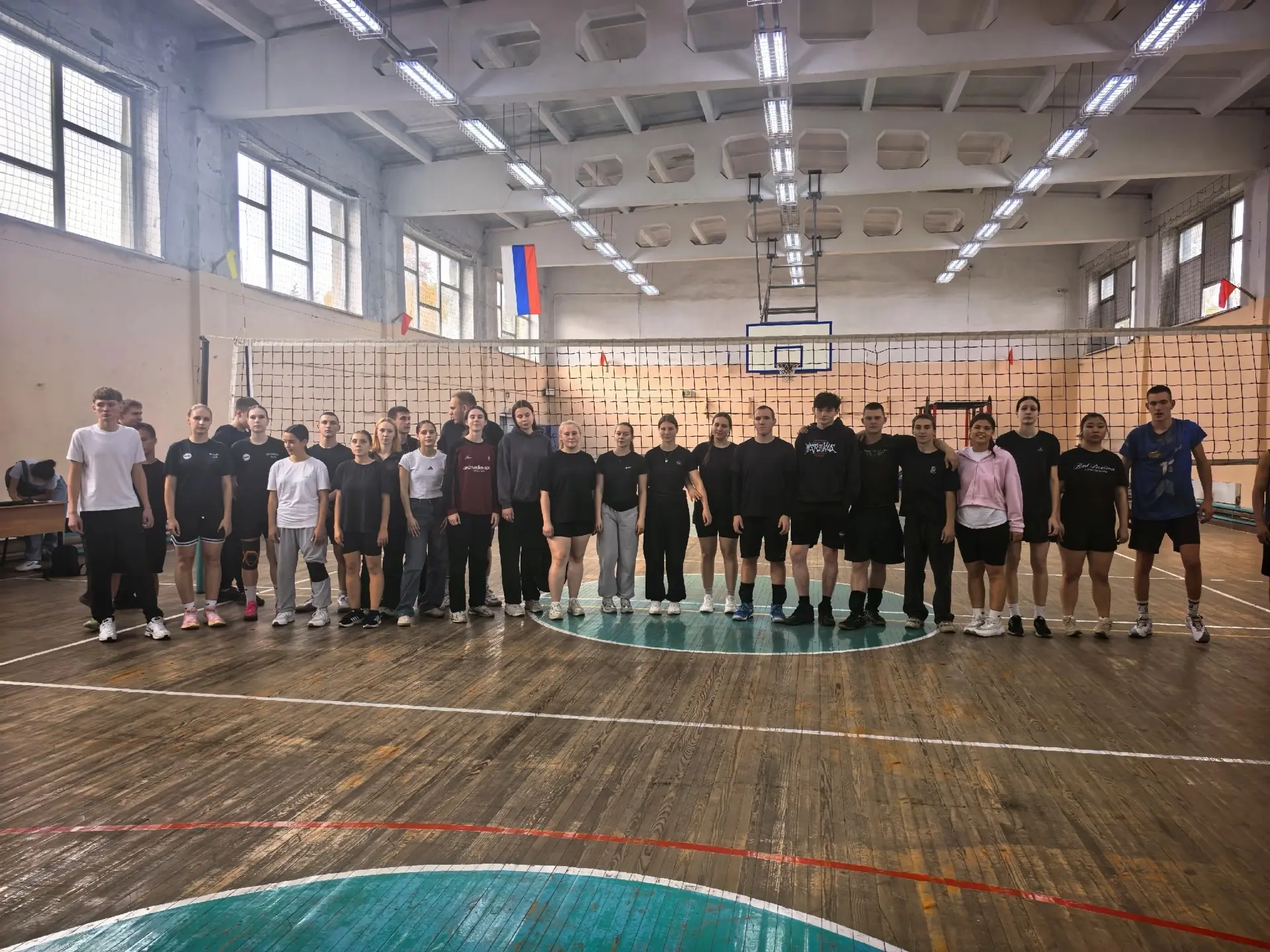 ЖАРКАЯ БОРЬБА НА ПЛОЩАДКЕ🔥🏐