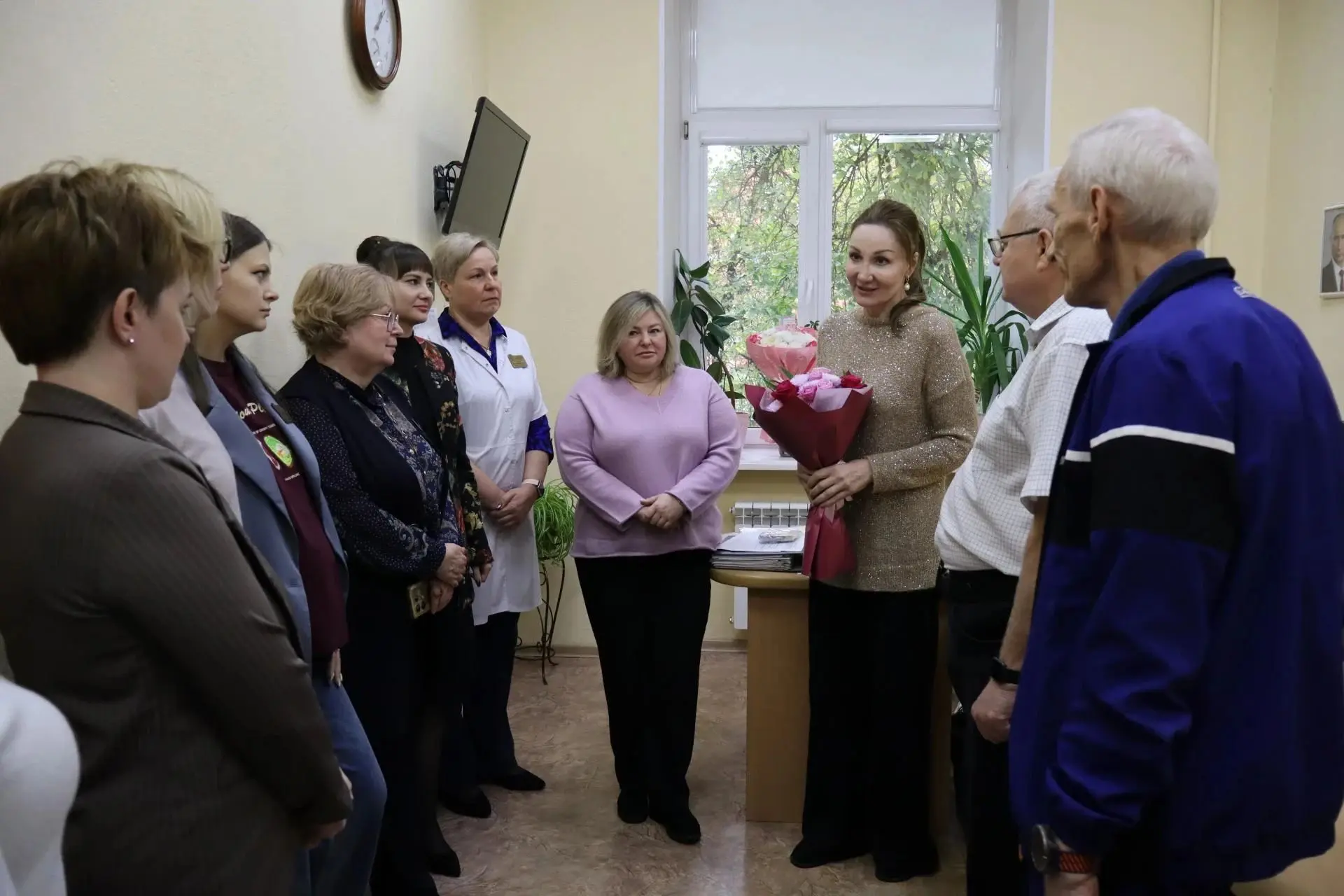 С Днём учителя, медицинский колледж!