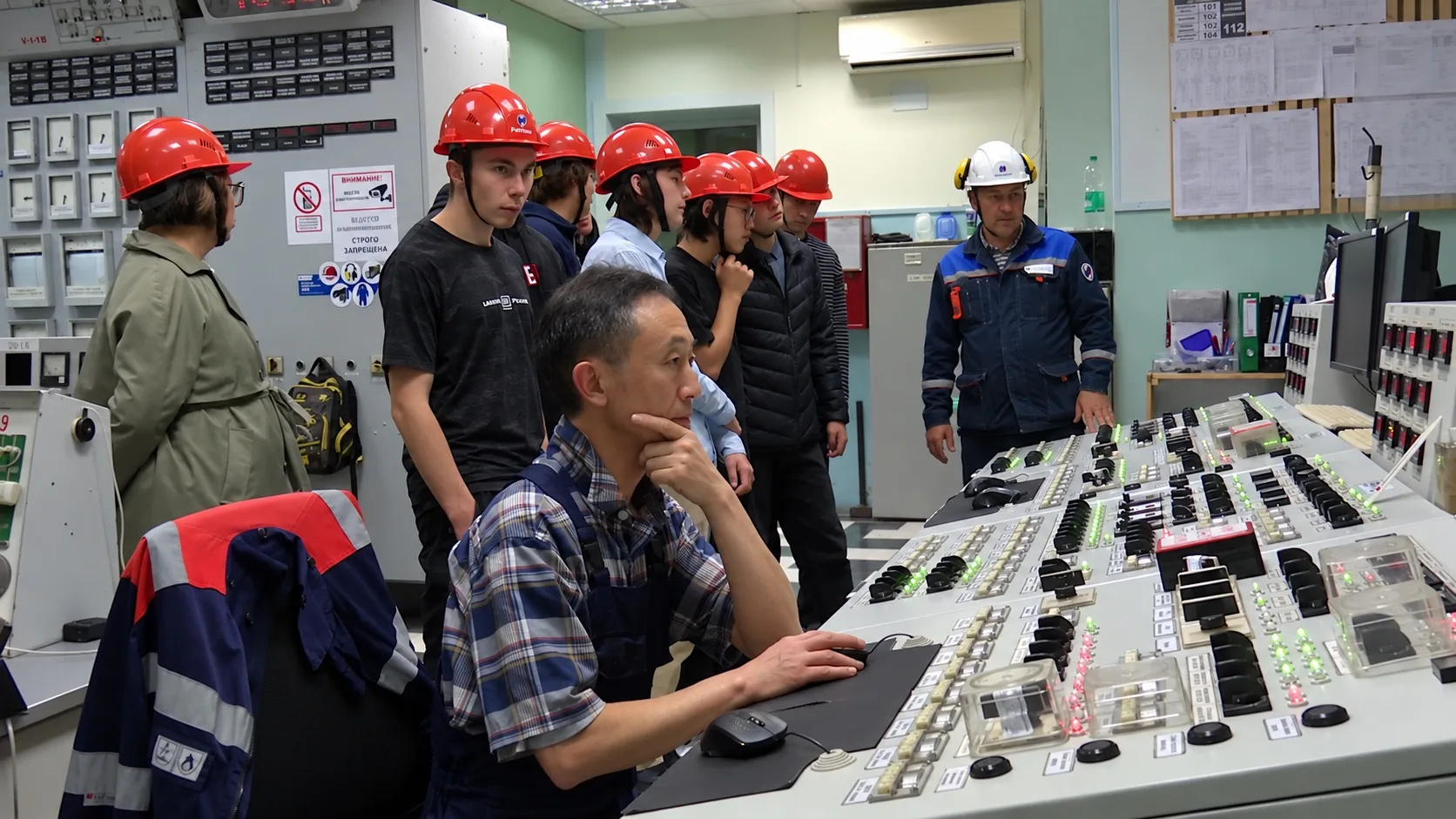 ⚡ Студенты-энергетики увидели ТЭЦ-1 изнутри
